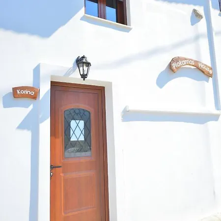 Plokamos House *